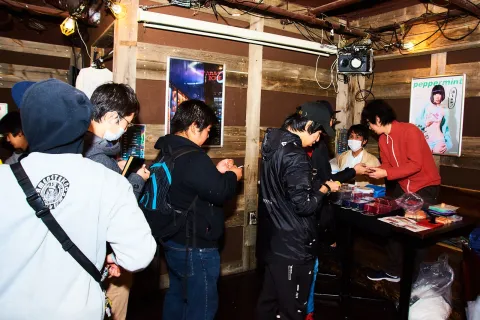 WHATEVER WAVES 04 #WW04 イベント写真 8