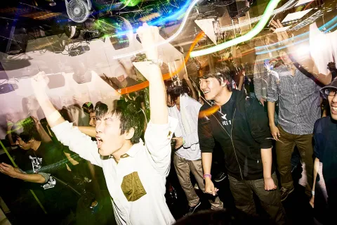 WHATEVER WAVES 02 #WW02 イベント写真 216
